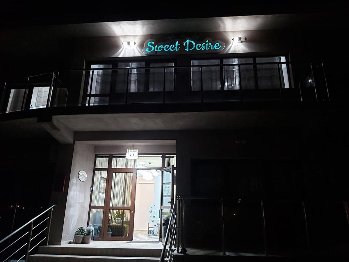 Sweet Desire Bed & Breakfast Vama Veche Bagian luar foto