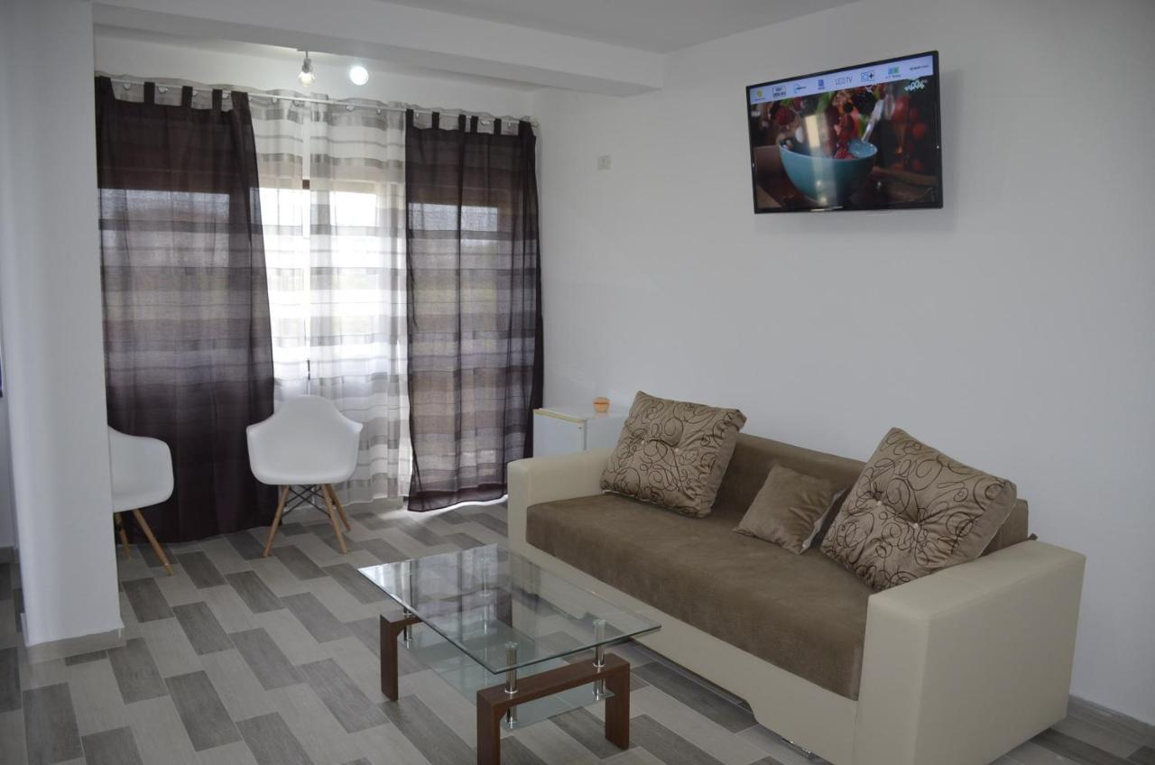 Sweet Desire Bed & Breakfast Vama Veche Bagian luar foto