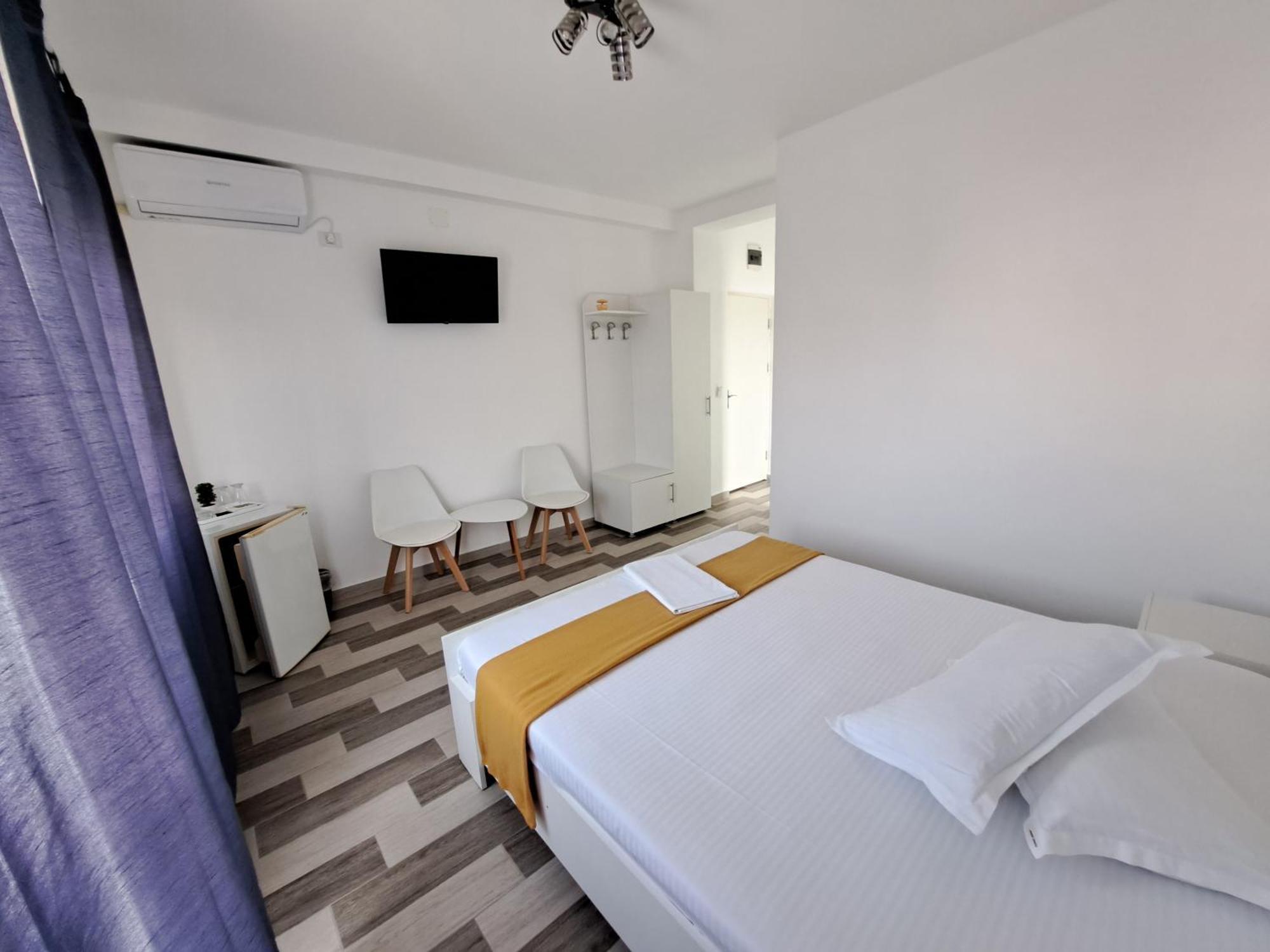 Sweet Desire Bed & Breakfast Vama Veche Bagian luar foto